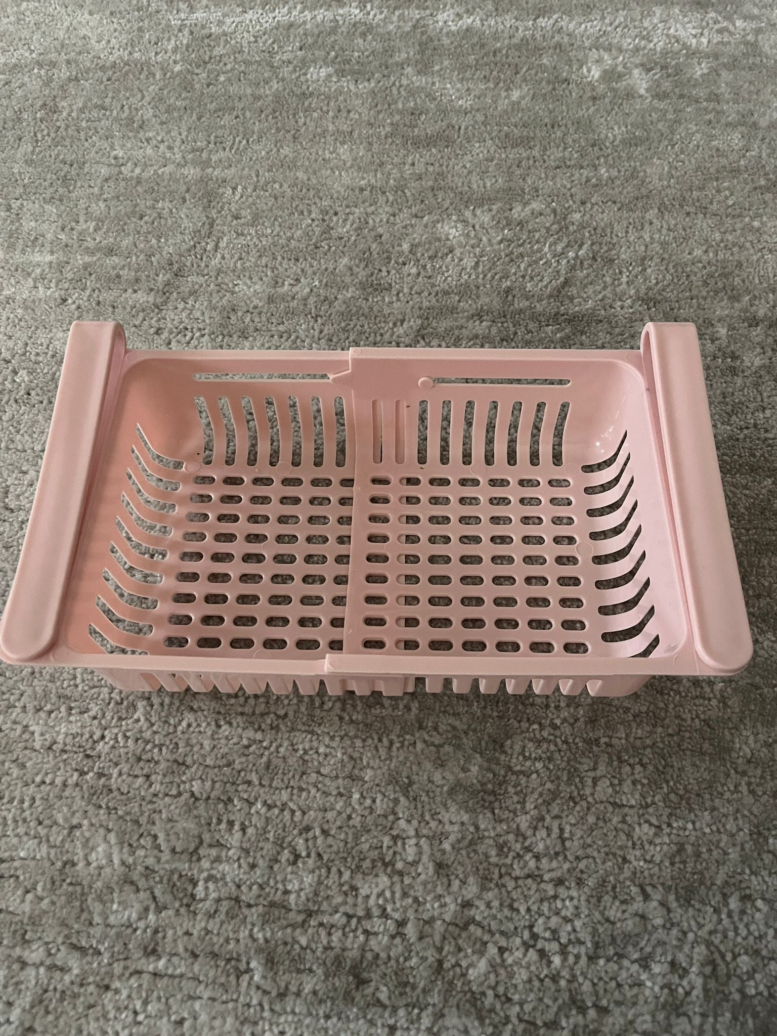 Coș organizator extensibil pentru frigider